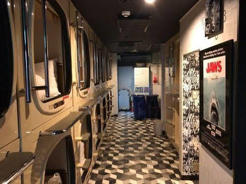 Capsule Inn Shimbashi Tokyo Exterior photo